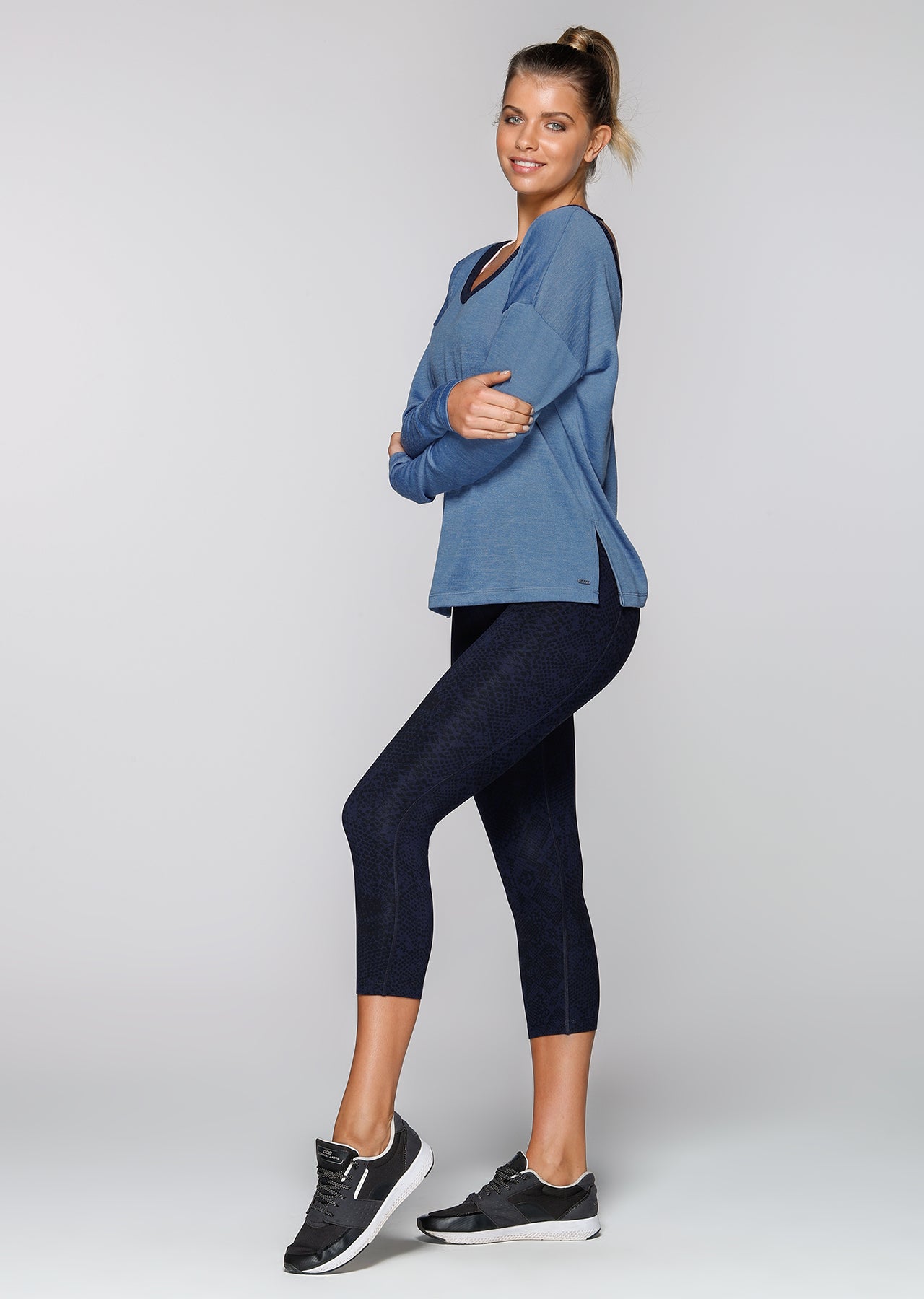 Lorna Jane Don't Look Back L/Slv Top - Misty Blue
