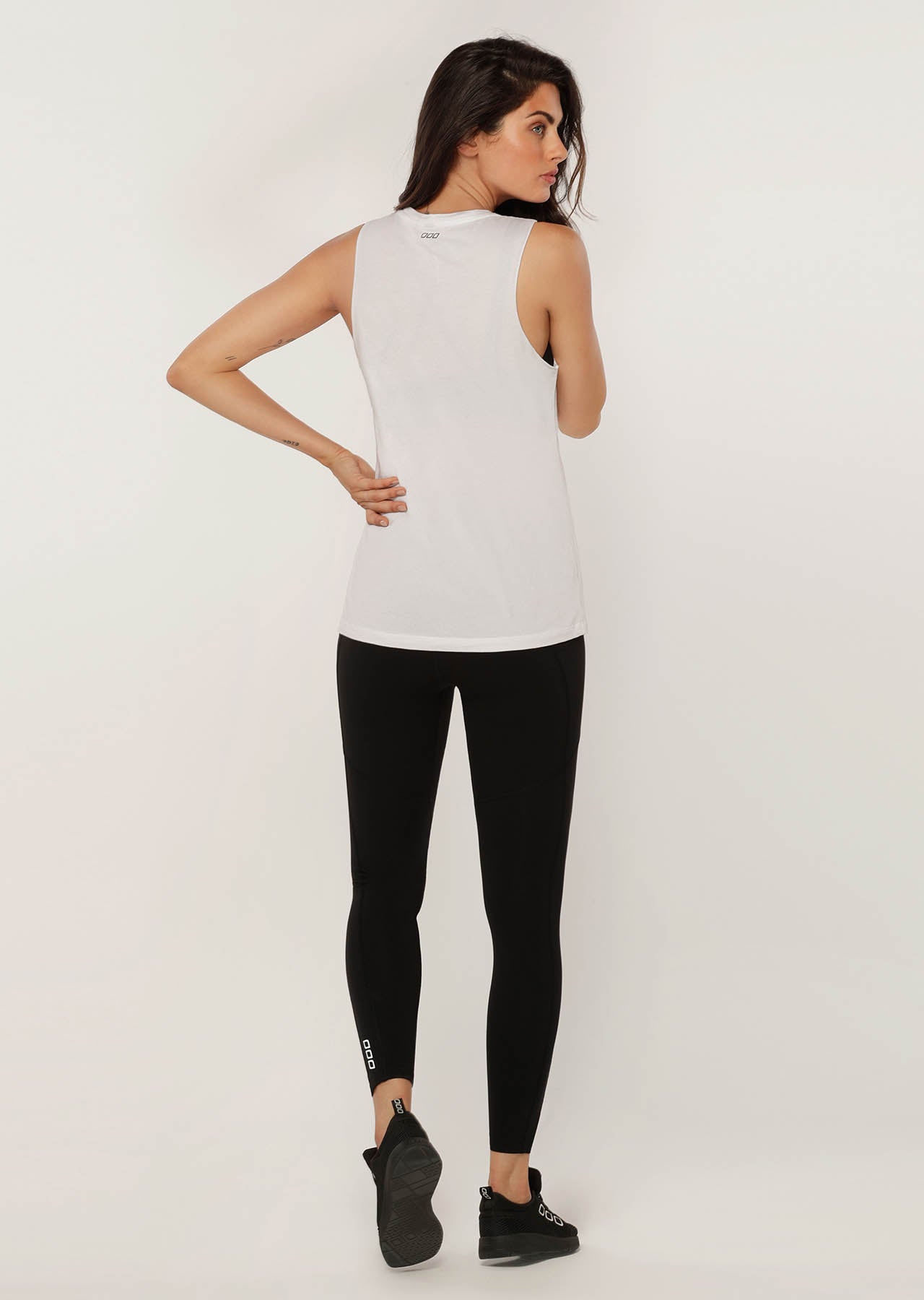 Lorna Jane Fearlessly Female Muscle Tank - White