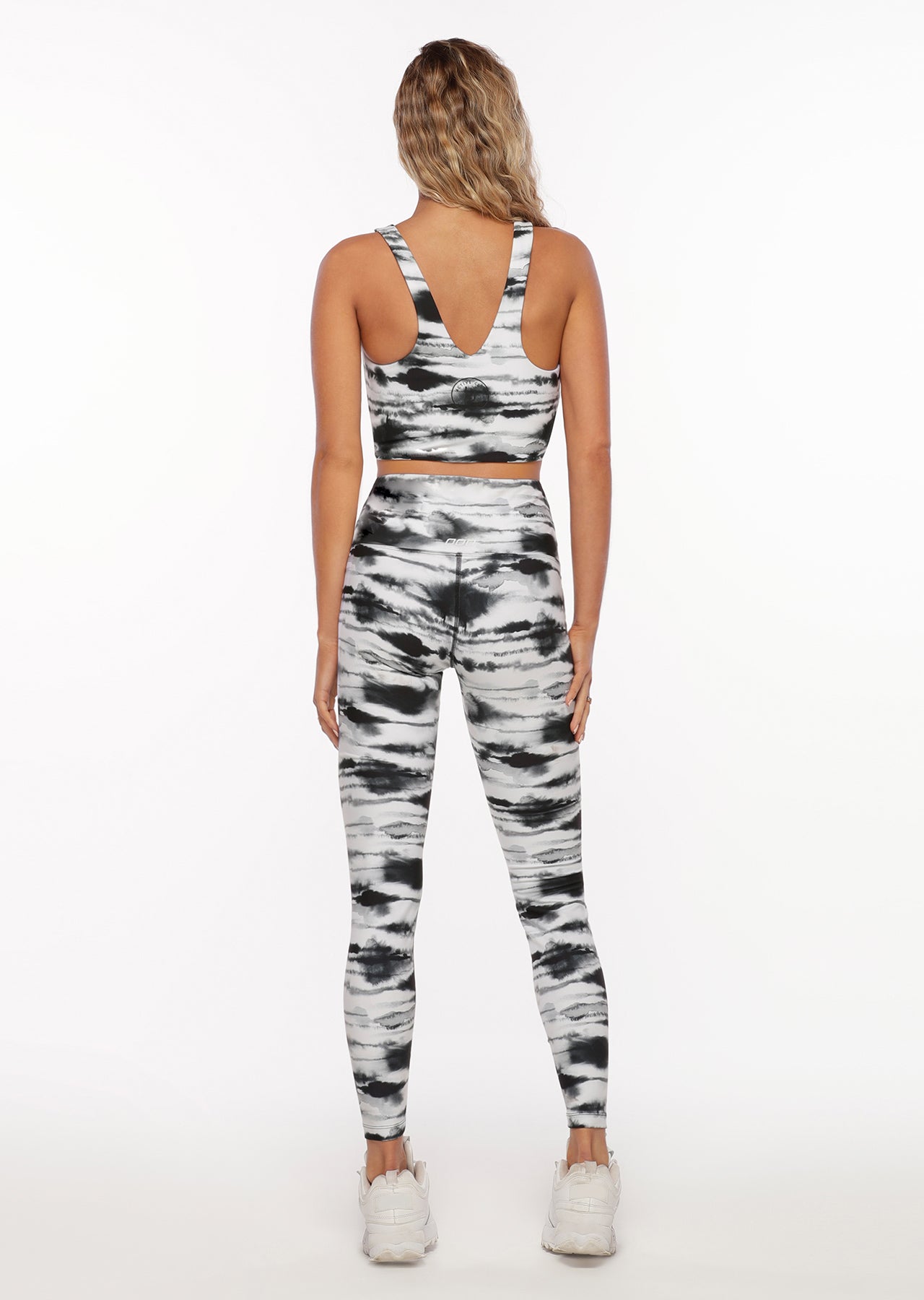 Lorna Jane Gazelle Sports Bra - Gazelle Print