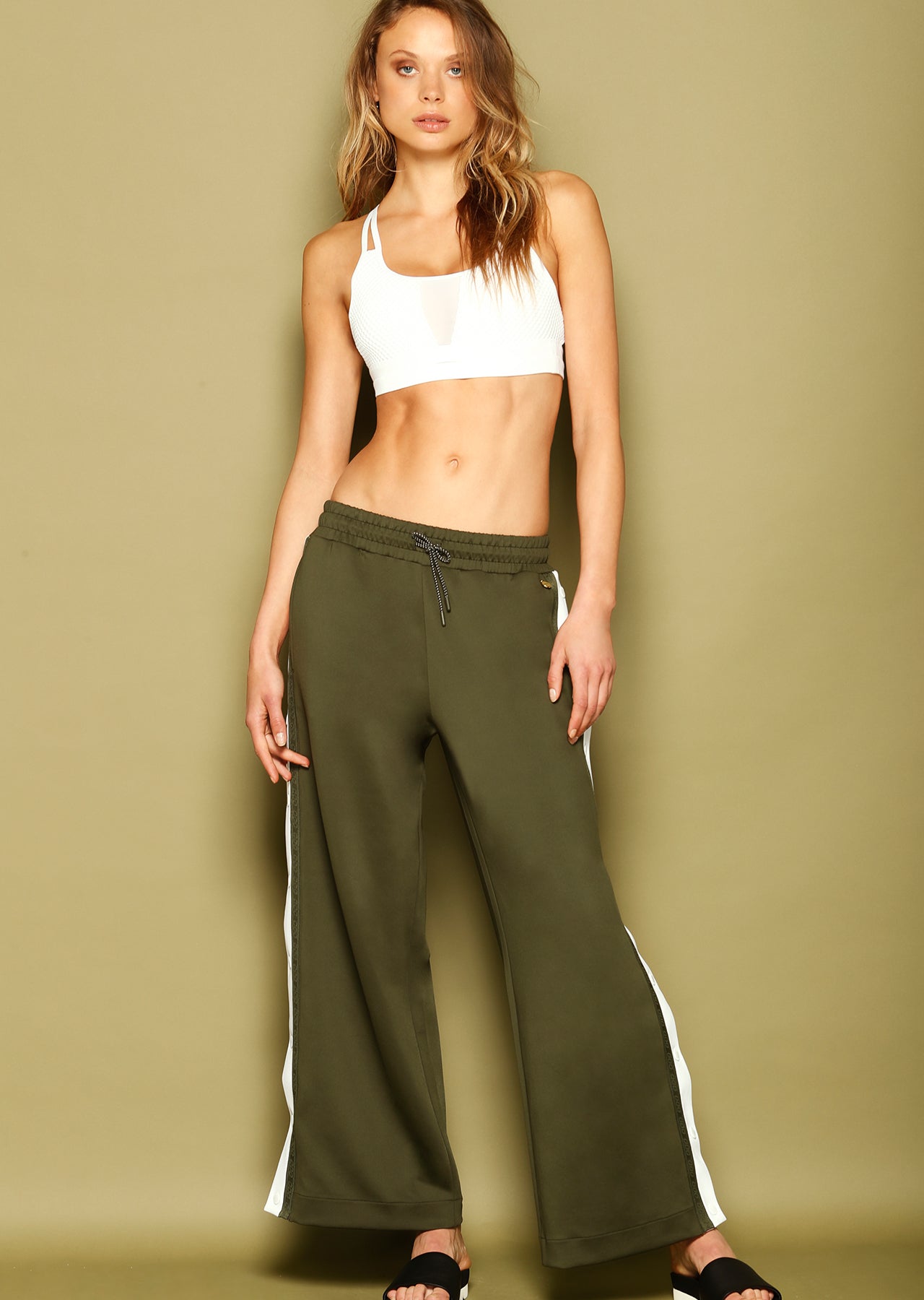 Lorna Jane Illuminate Sports Bra - White