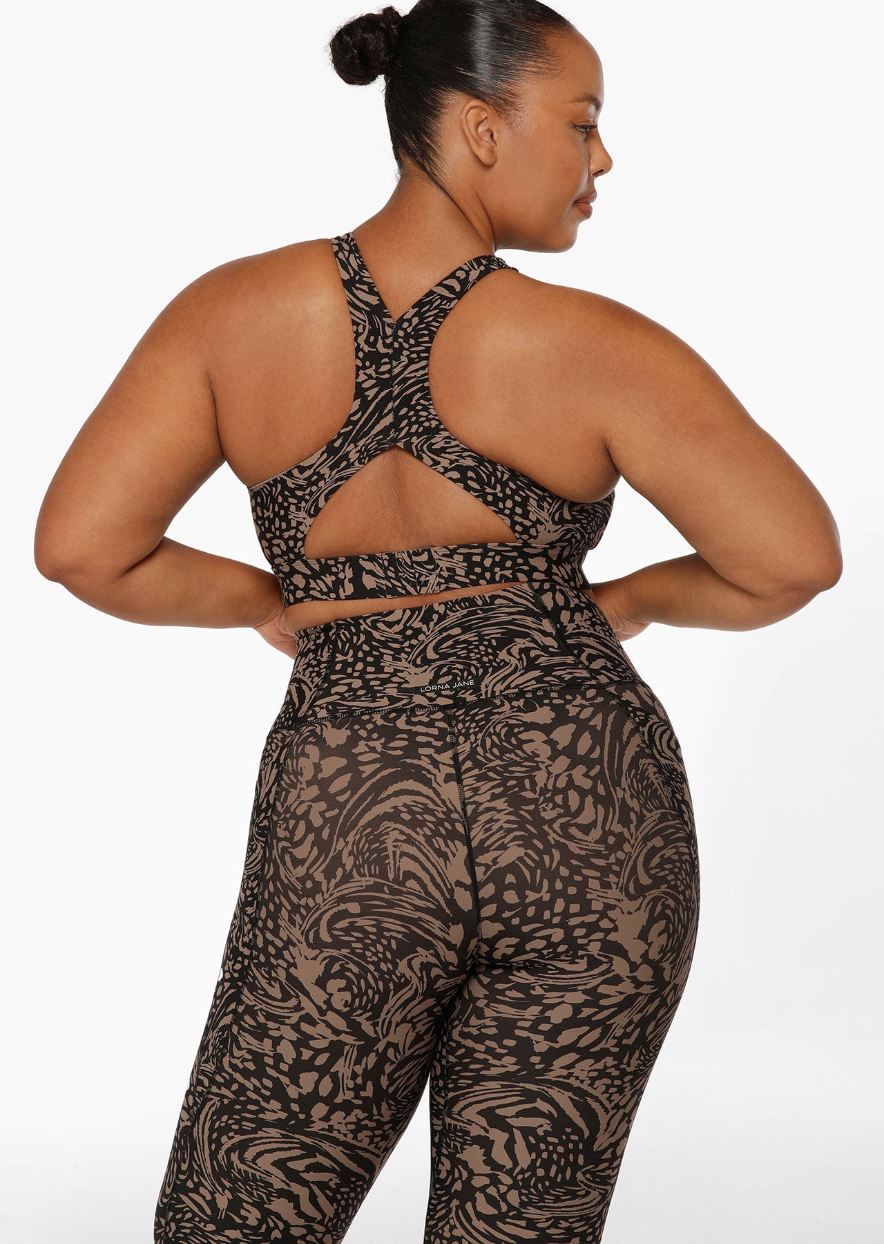 Lorna Jane Oasis Sports Bra - Neutral Abstract Print