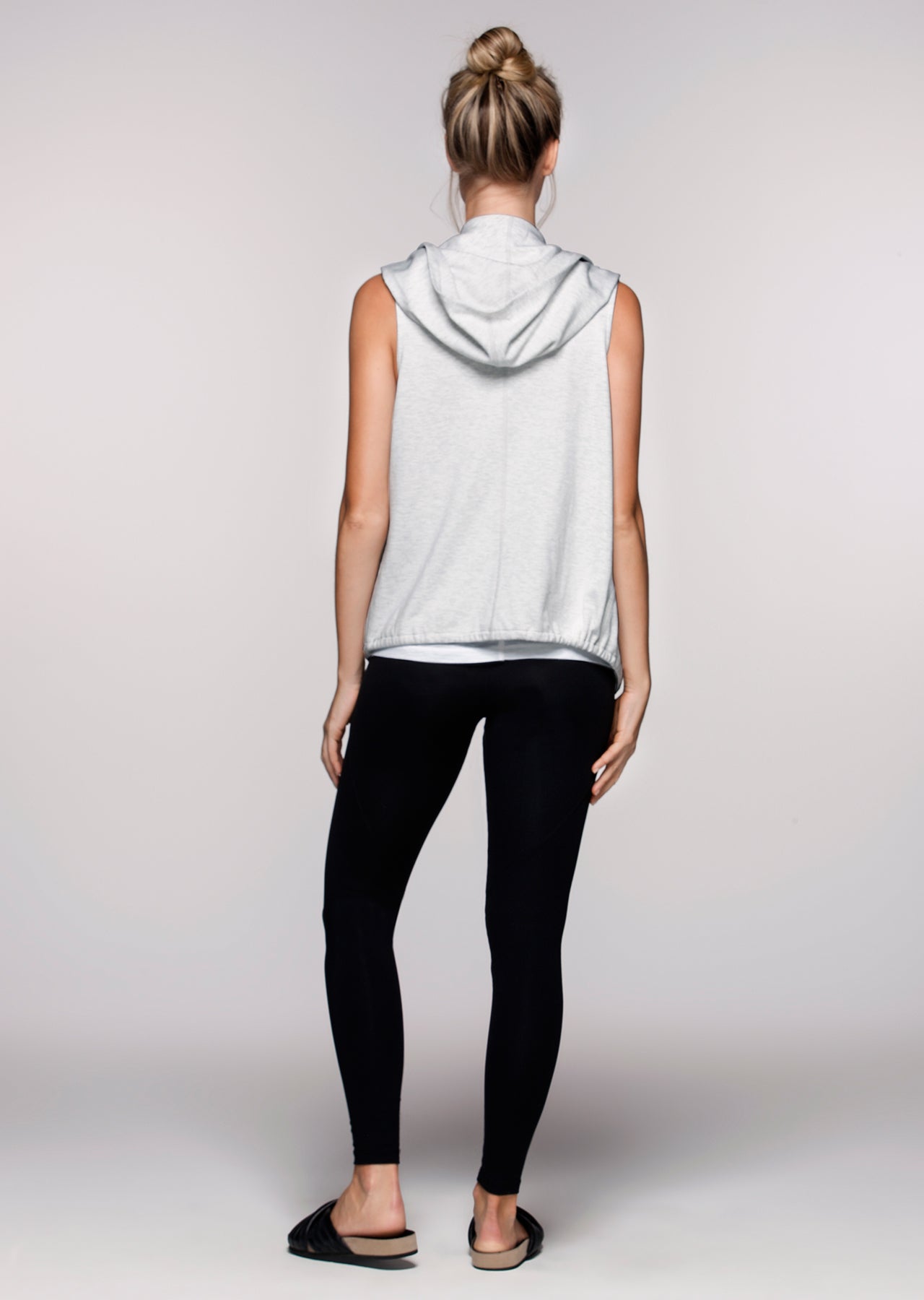 Lorna Jane It's A Wrap! S/Less Jacket - Snow Grey Marl