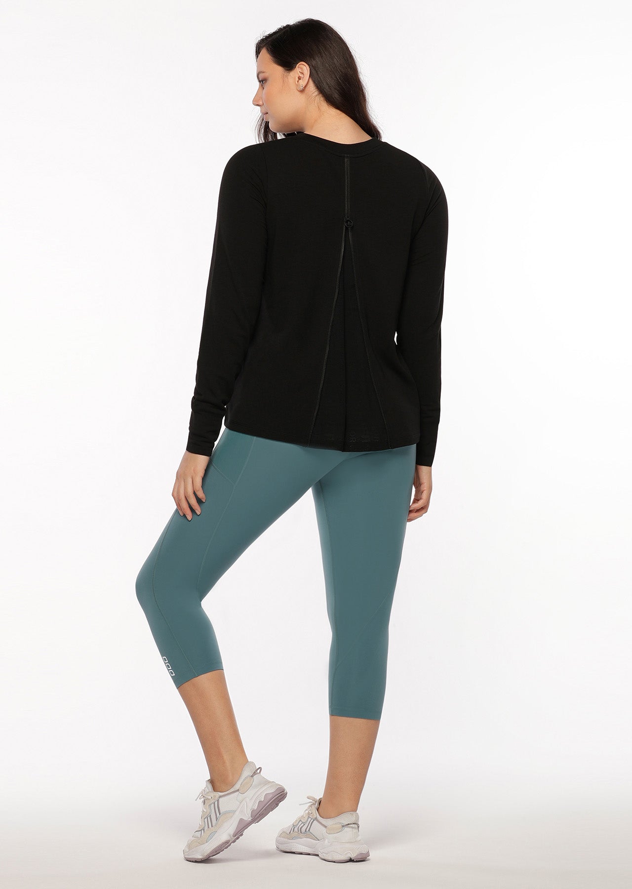 Lorna Jane Keep Me Warm Outdoor Run Top - Black