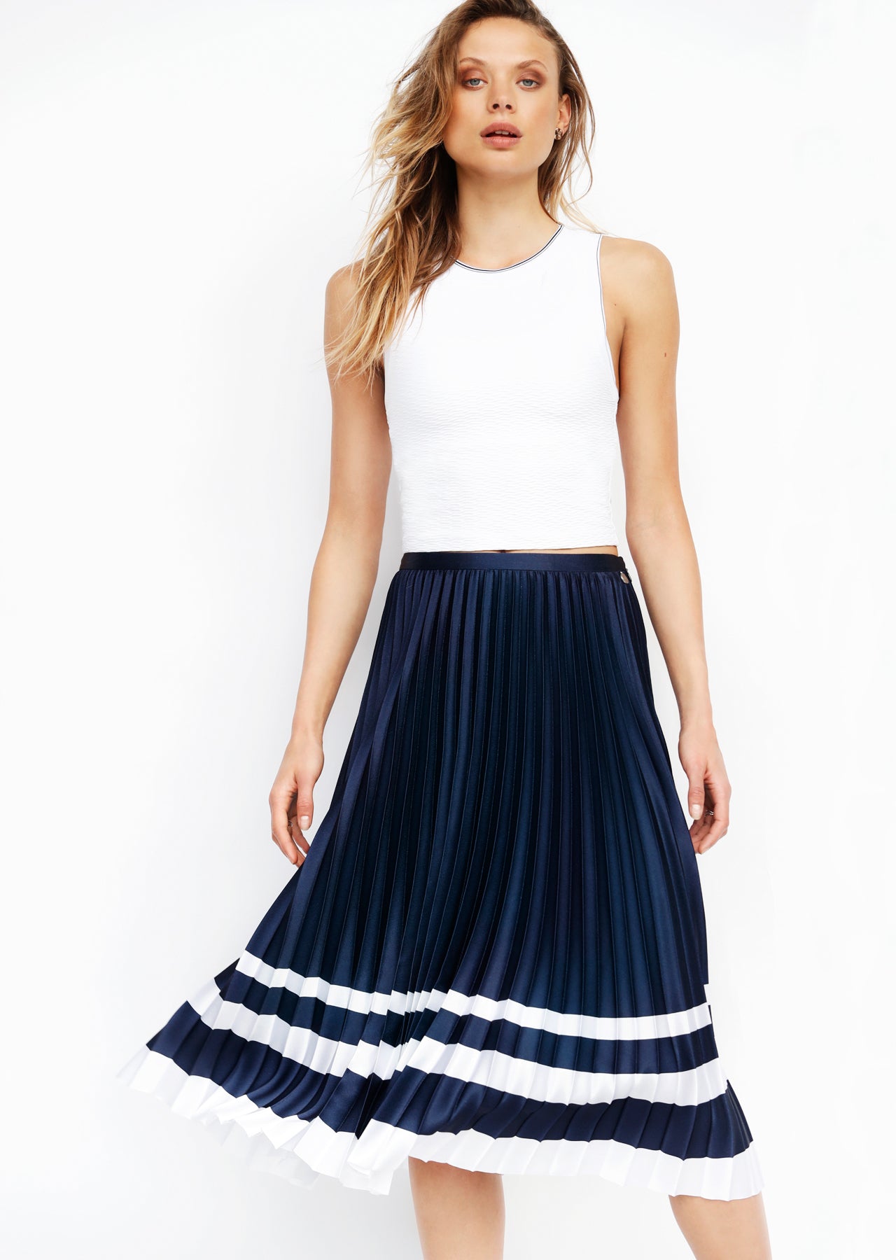 Lorna Jane Luxe Kendal Cropped Tank - White