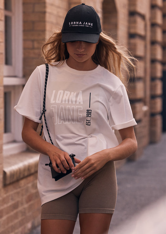 Lorna Jane Hustle Relaxed Tee - Porcelain