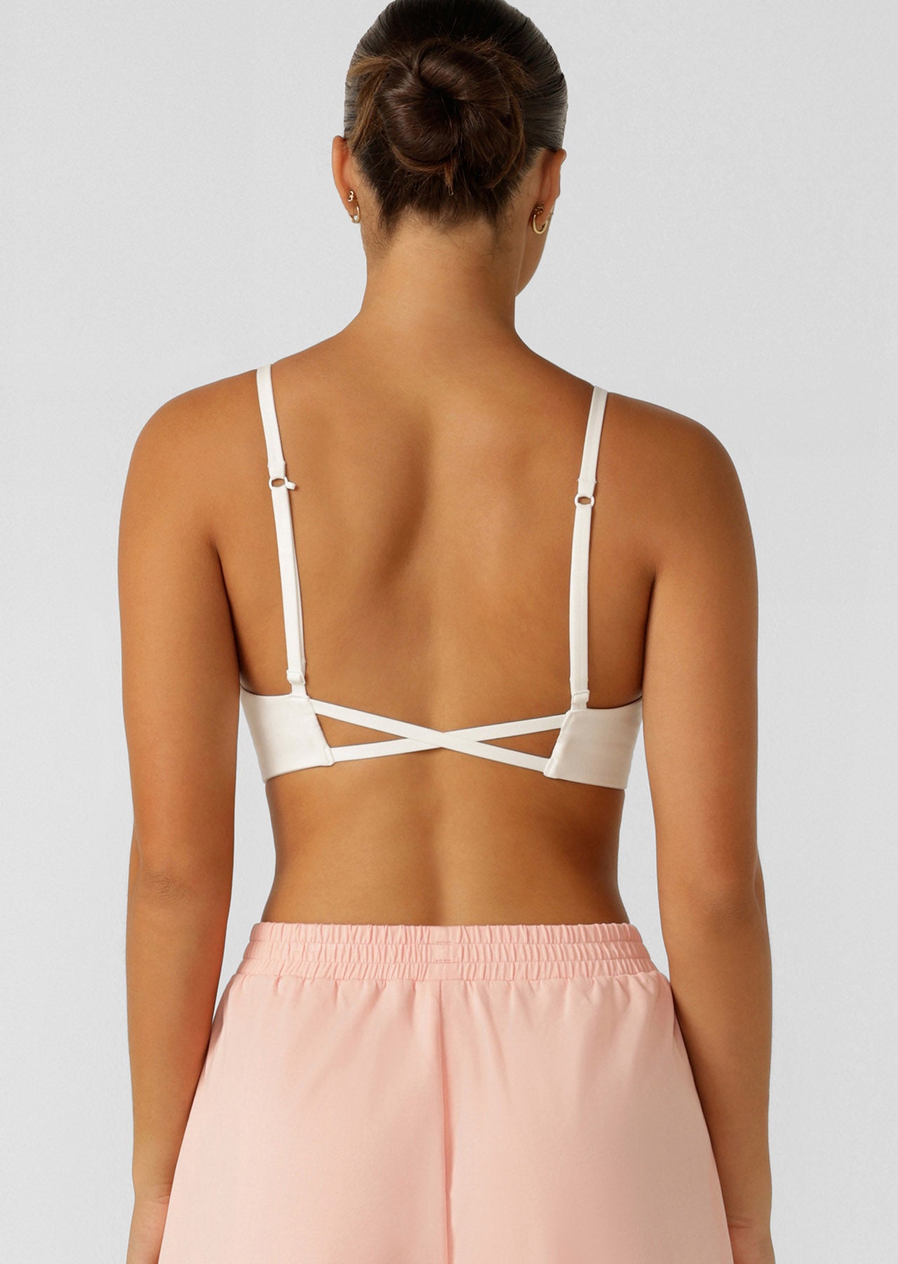 Lorna Jane Adaptable Recycled Sports Bra - Porcelain