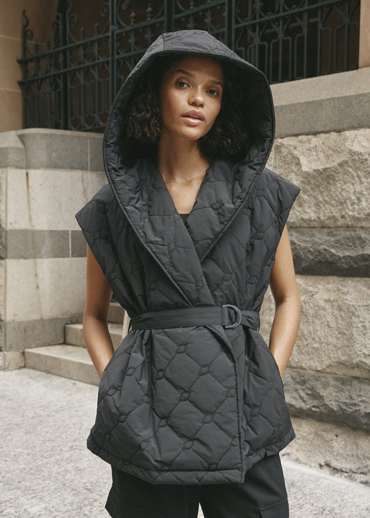 Lorna Jane Monogram Quilted Vest - Black
