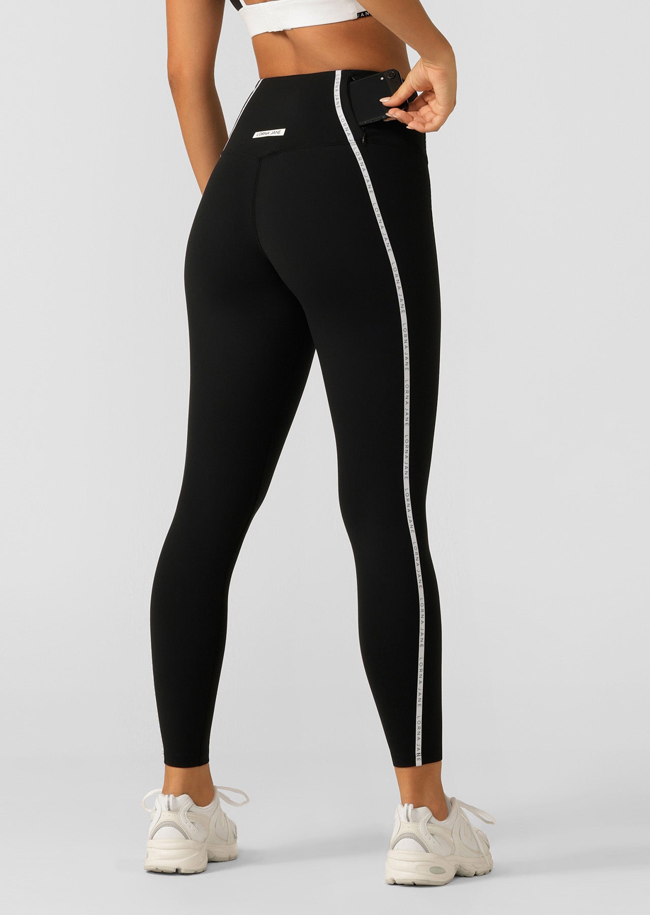 Lorna Jane All Elements Full Length Thermal Leggings - Black