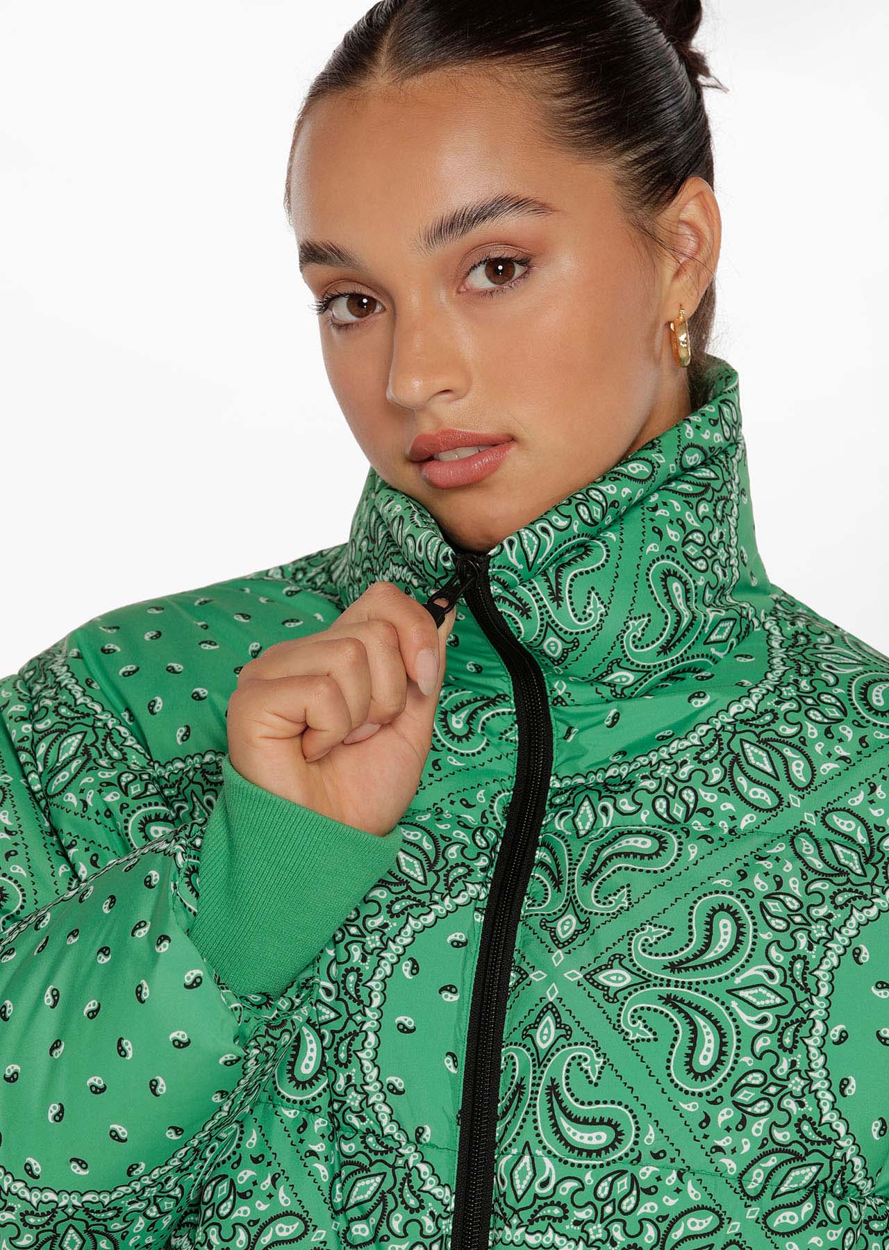 Lorna Jane Weightless Bandana Puffer Jacket - Mojito Bandana Print