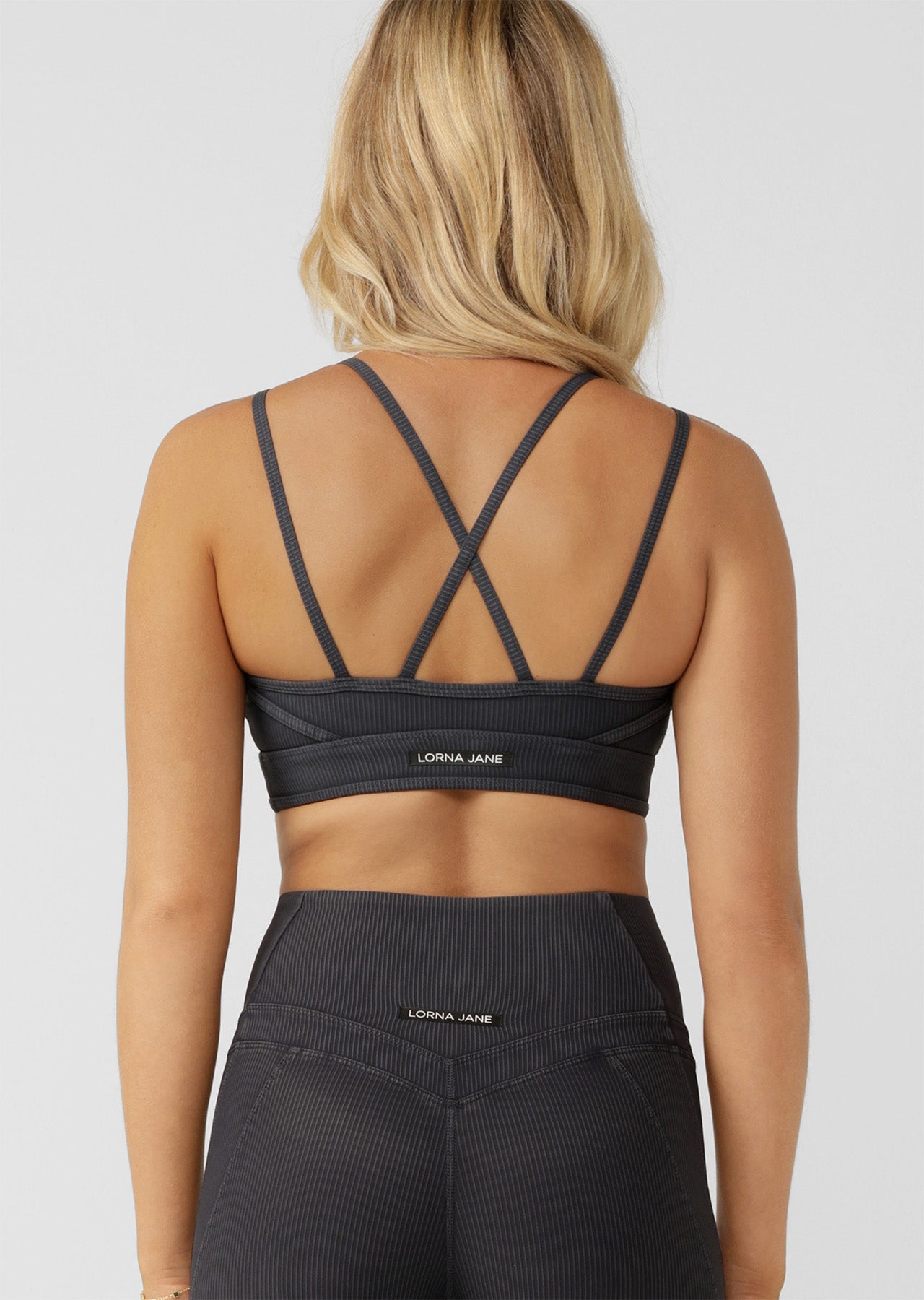 Lorna Jane 90s Iconic Washed Sports Bra - Washed Black