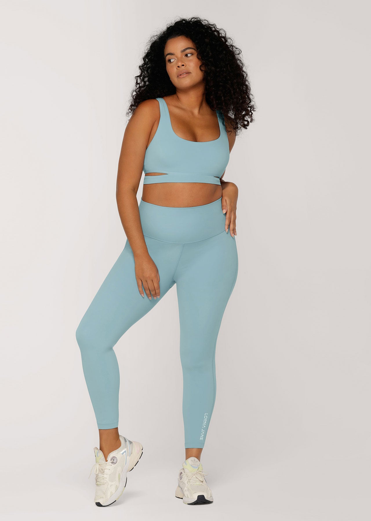 Lorna Jane Breakaway Aloe Vera Sports Bra - Voyage Blue