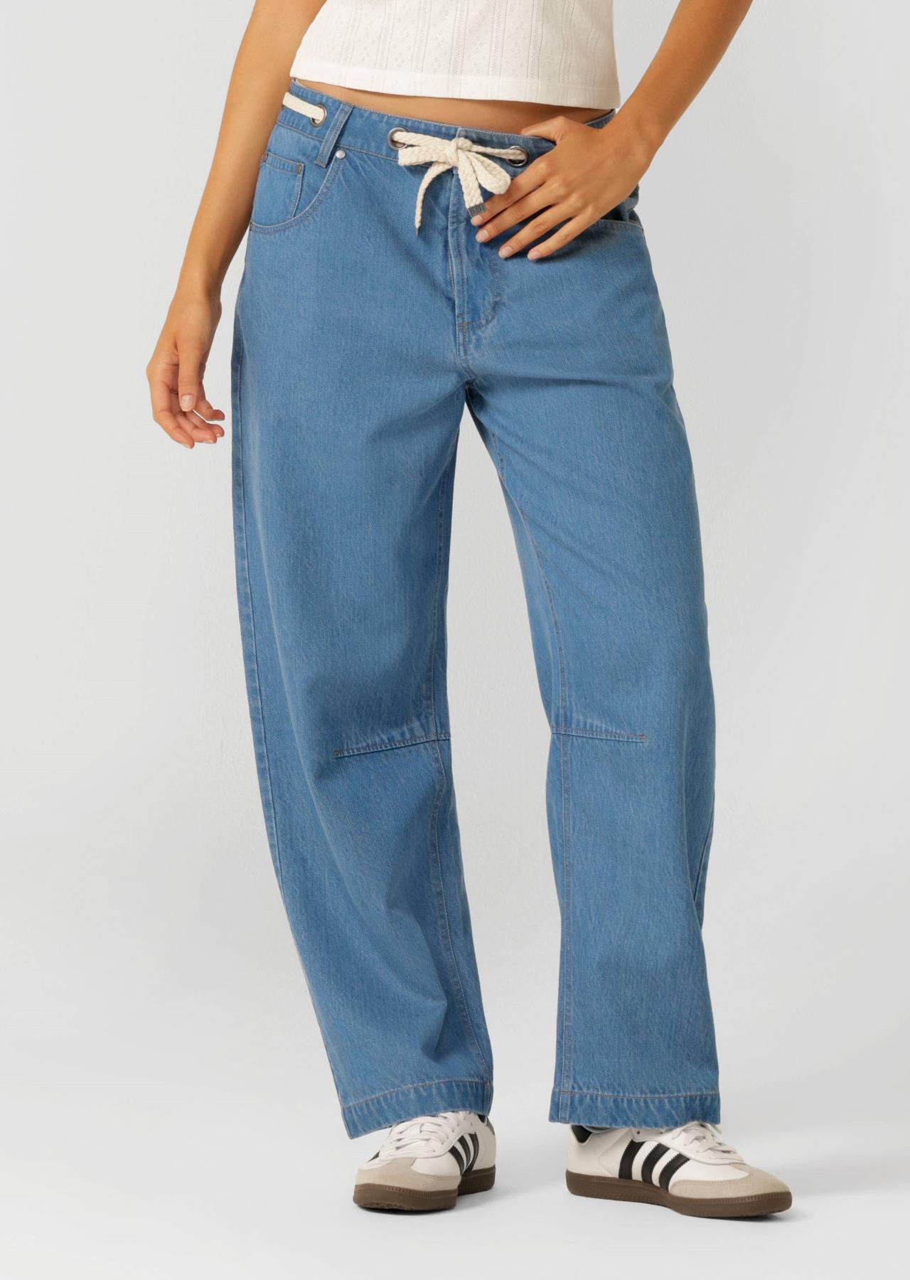 Lorna Jane Off Duty Vintage Wash Denim Pants - Blue Denim