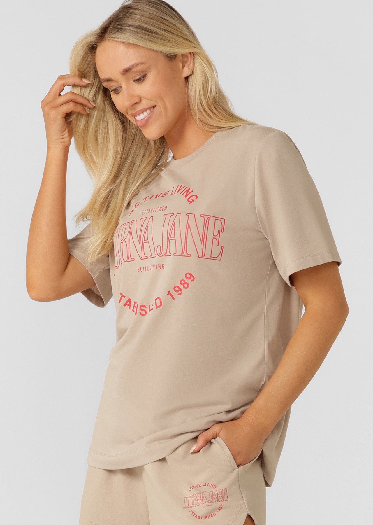 Lorna Jane Ultimate Weekender Relaxed T-Shirt - Latte