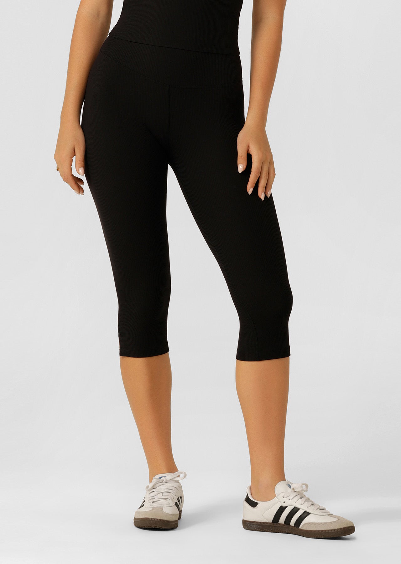 Lorna Jane Irresistible 3/4 Capri Leggings - Black