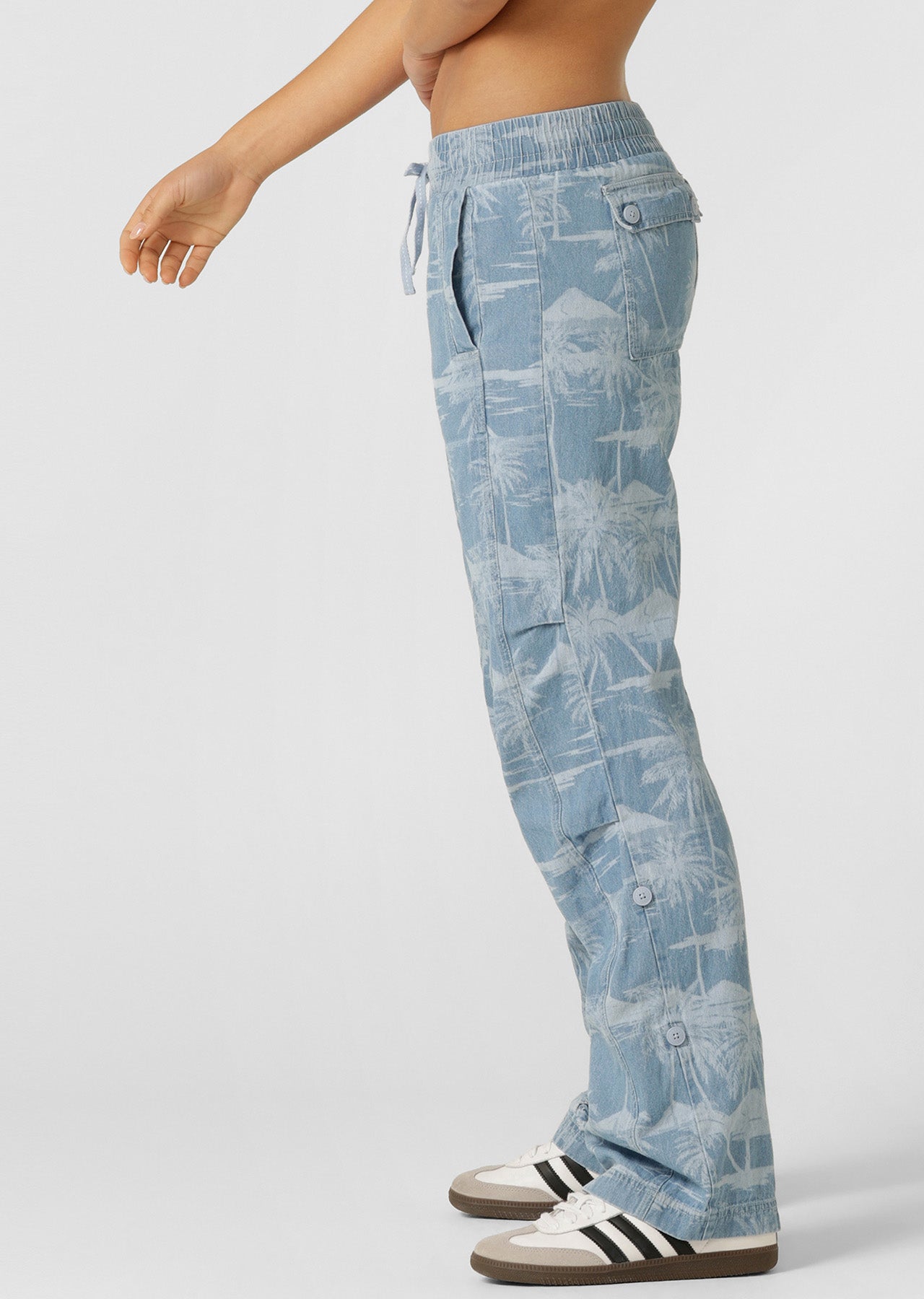 Lorna Jane Aloha Denim Flashdance Pant - Aloha Blues Print