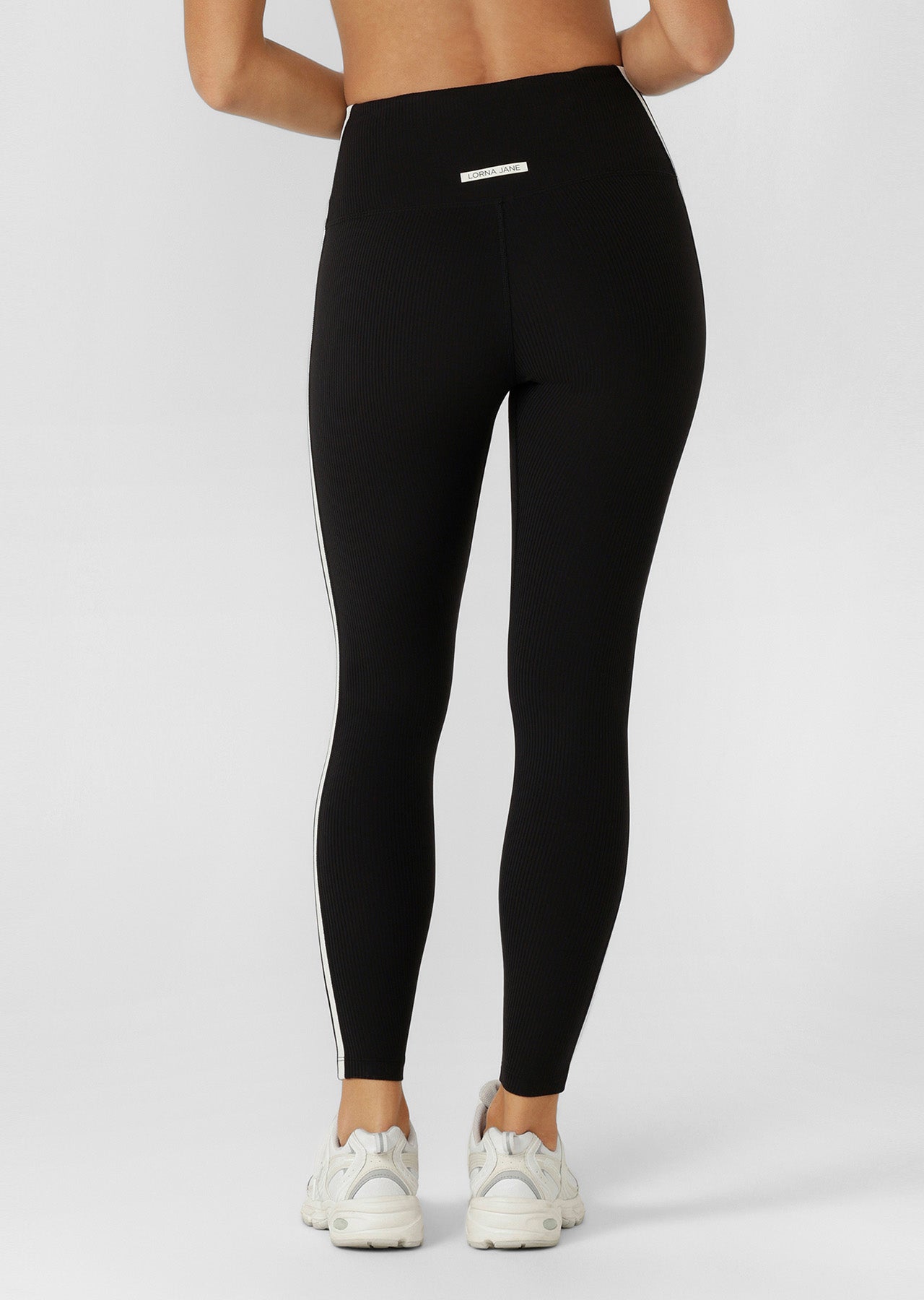 Lorna Jane Circuit Breaker Ankle Biter Leggings - Black