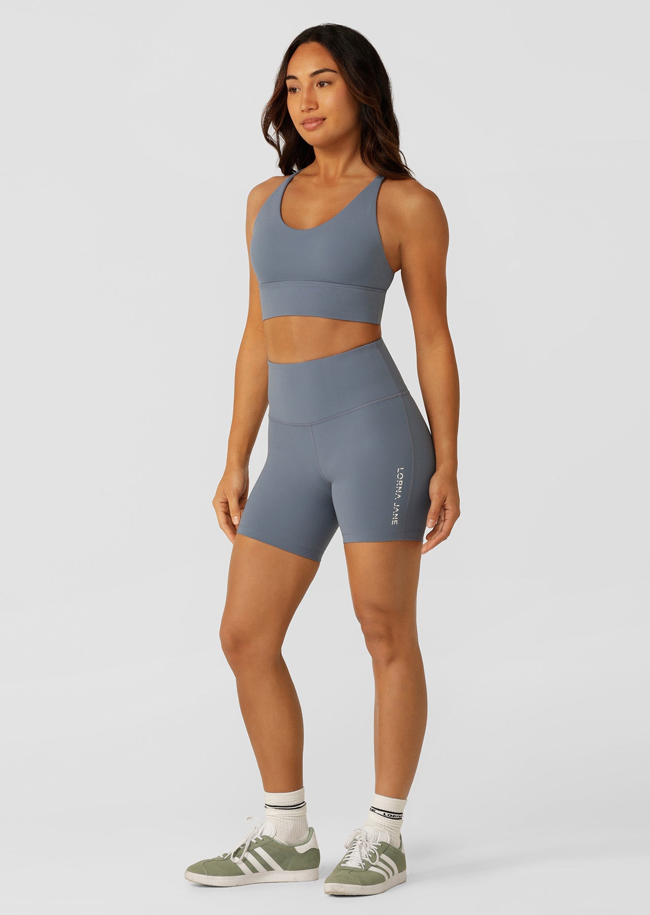 Lorna Jane Lotus Longline Sports Bra - Powder Grey