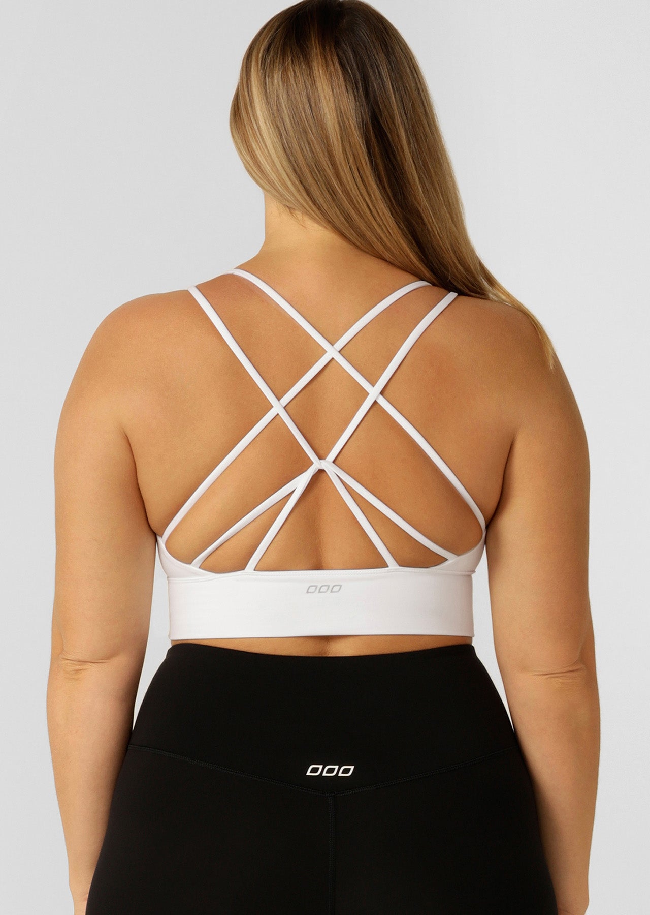 Lorna Jane Lotus Longline Sports Bra - White