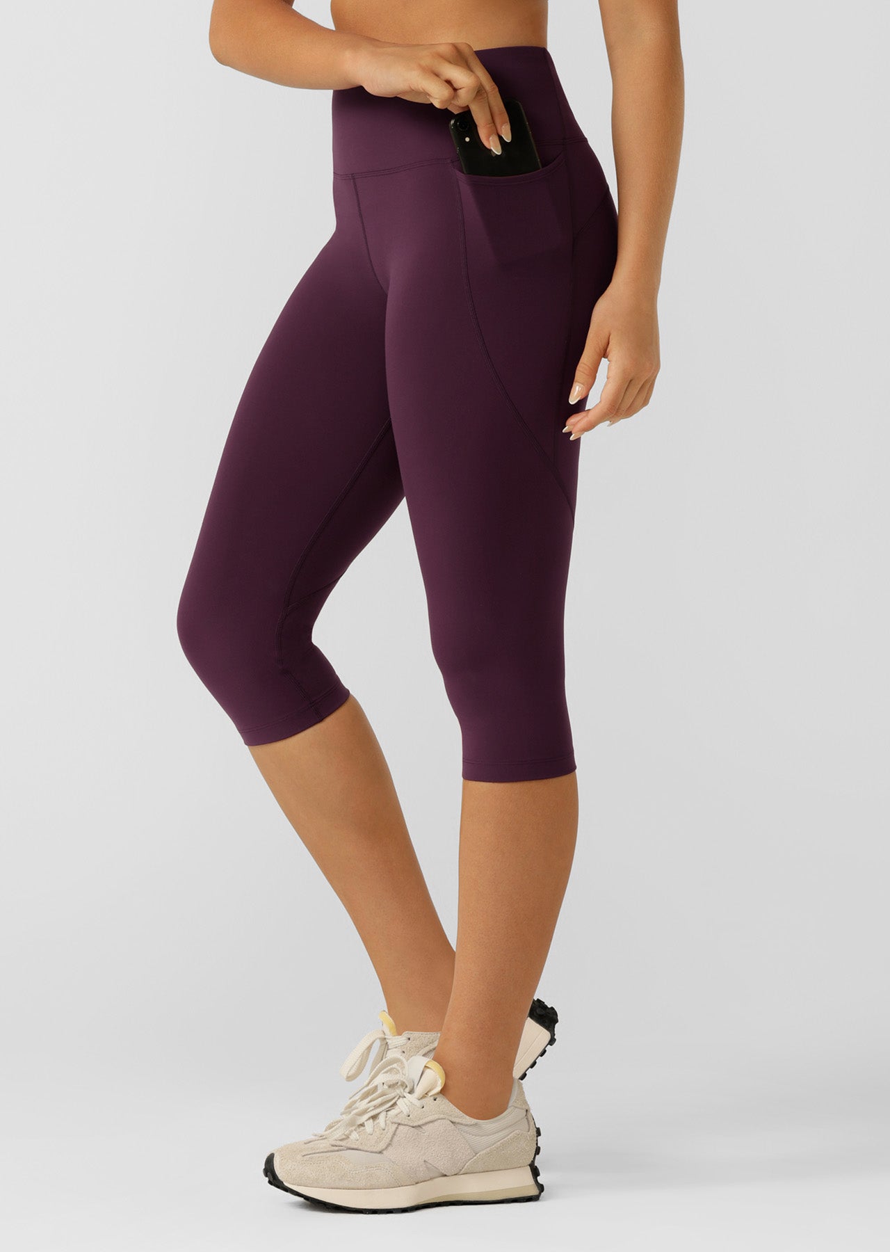 Lorna Jane Amy Phone Pocket 3/4 Tech Leggings - Dark Grape