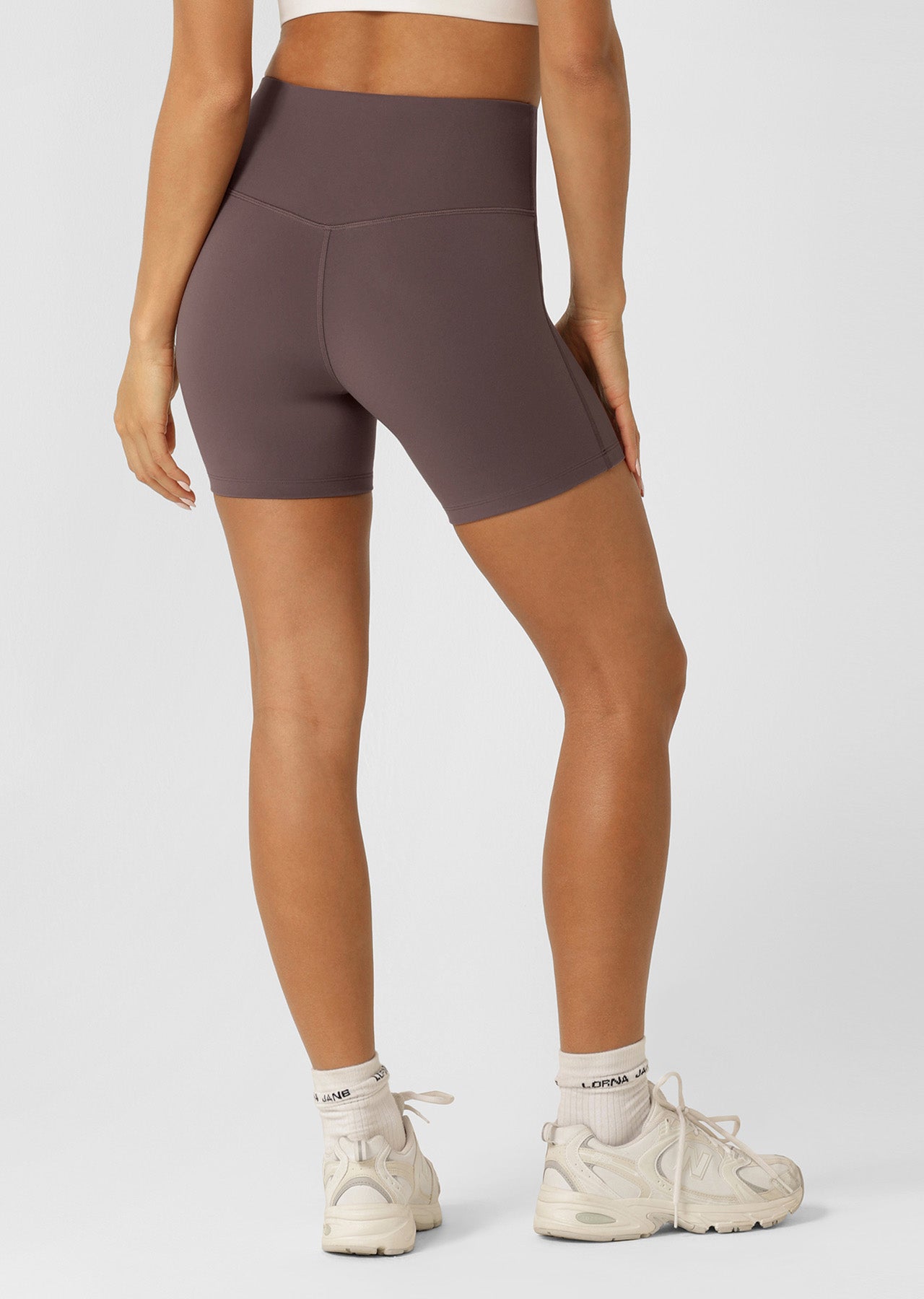 Lorna Jane Lotus No Chafe Phone Pocket 14cm Bike Shorts - Stone