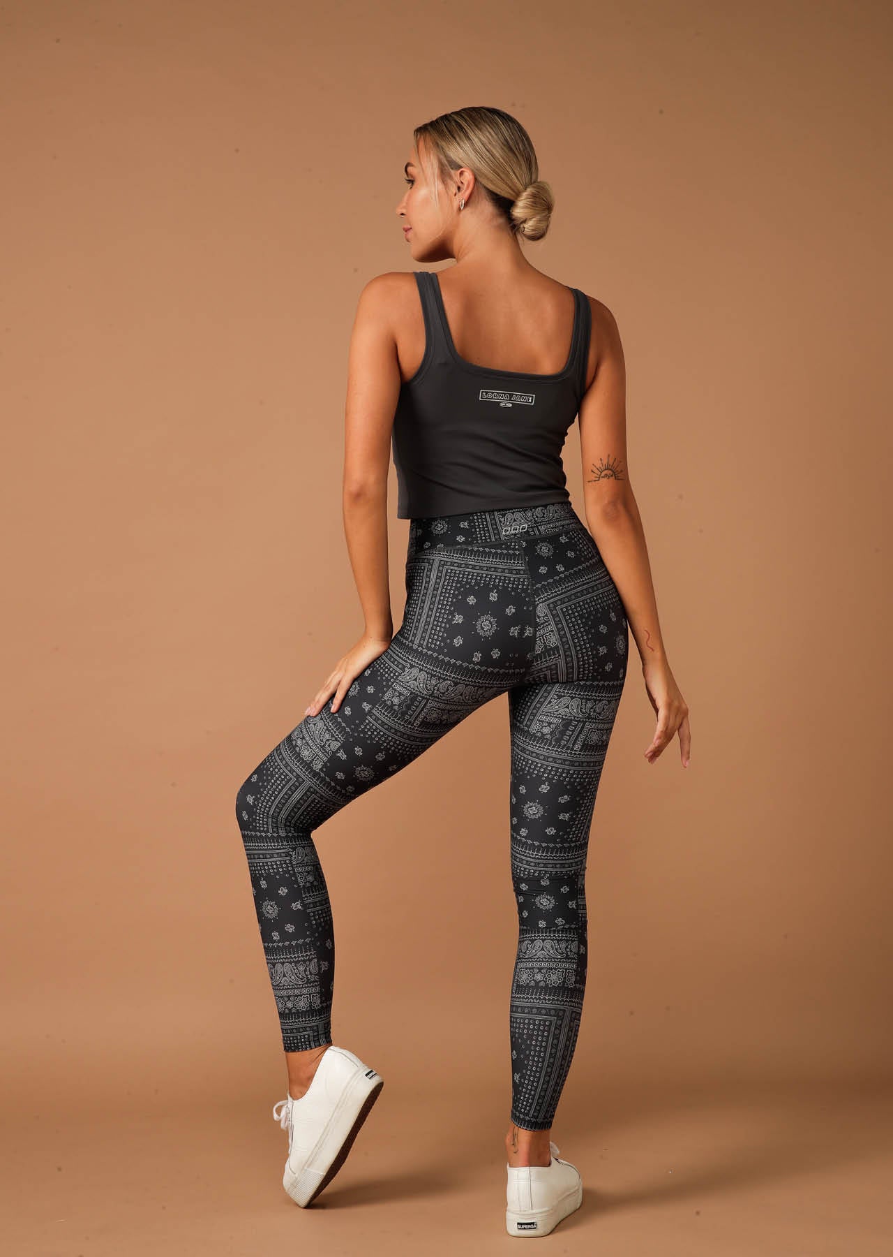 Lorna Jane Bandana Paisley Full Length Leggings - Bandana Paisley Print