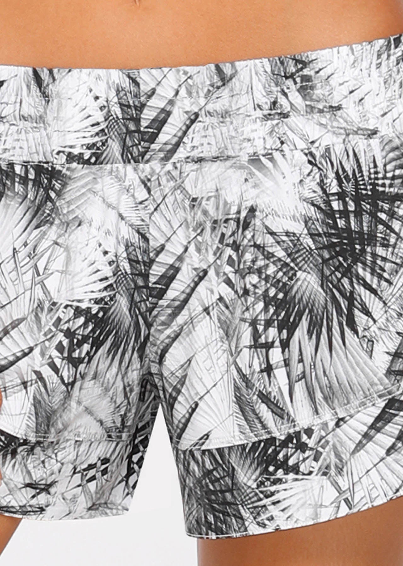 Lorna Jane Ace Run Short - Tropical Print