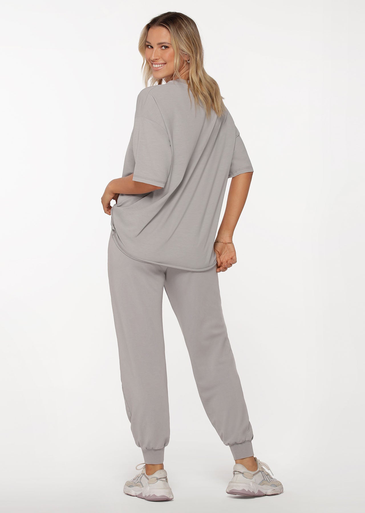 Lorna Jane All Rounder Oversized Active Tee - Concrete Grey