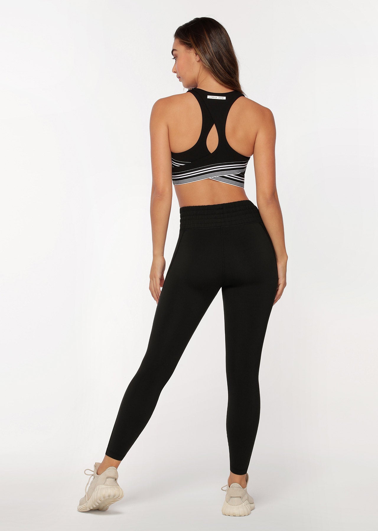 Lorna Jane Amaze Sports Bra - Black