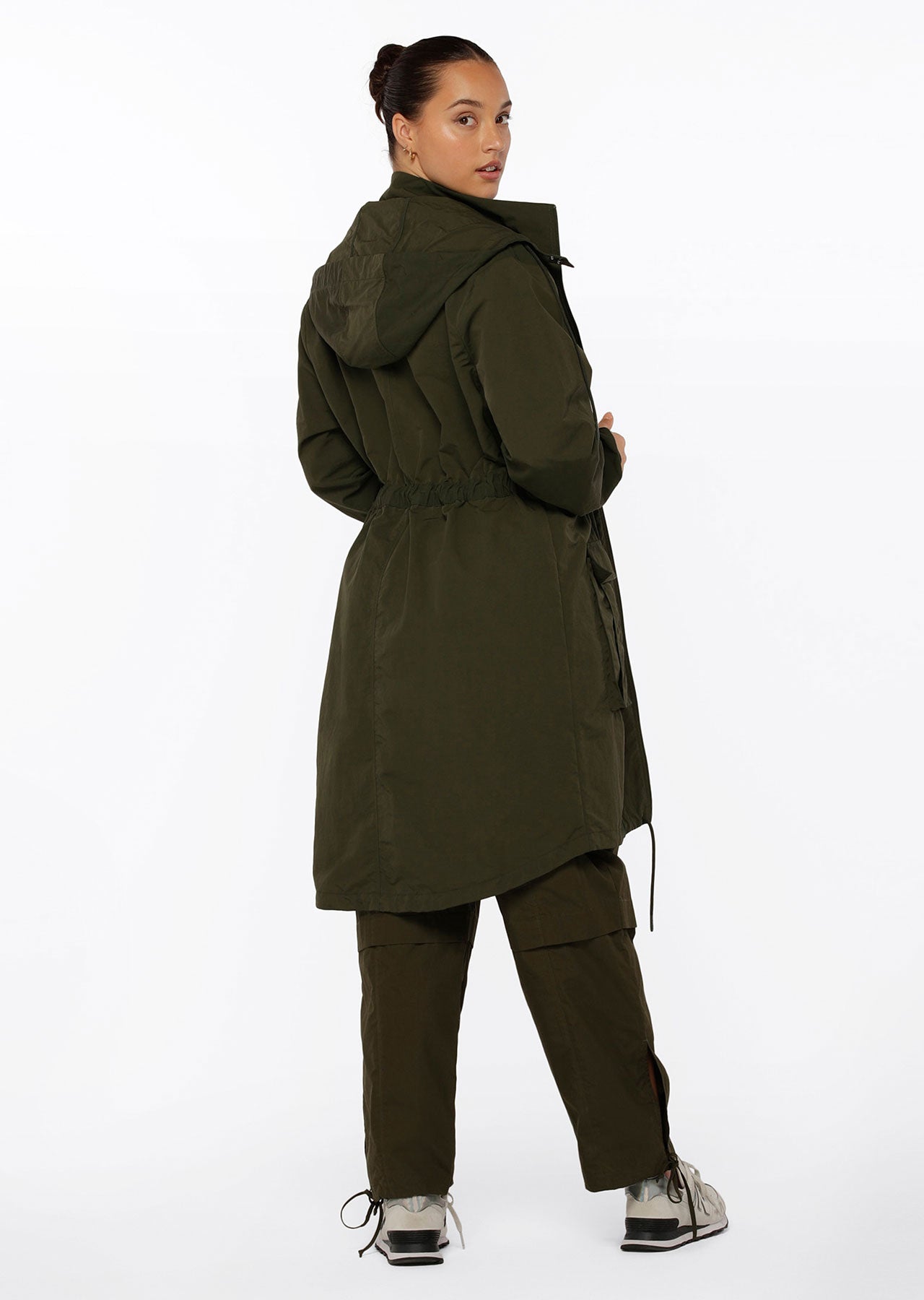 Lorna Jane Athleisure Anorak - Luxury Green