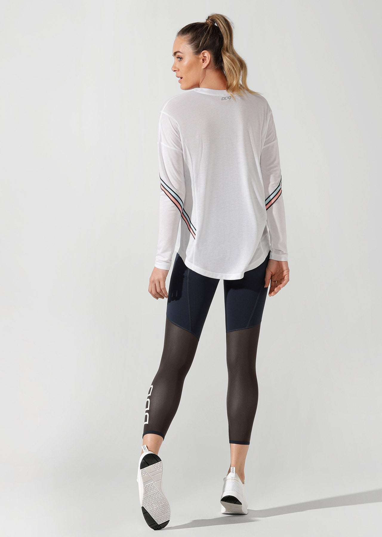 Lorna Jane Athleisure Long Sleeve Top - White