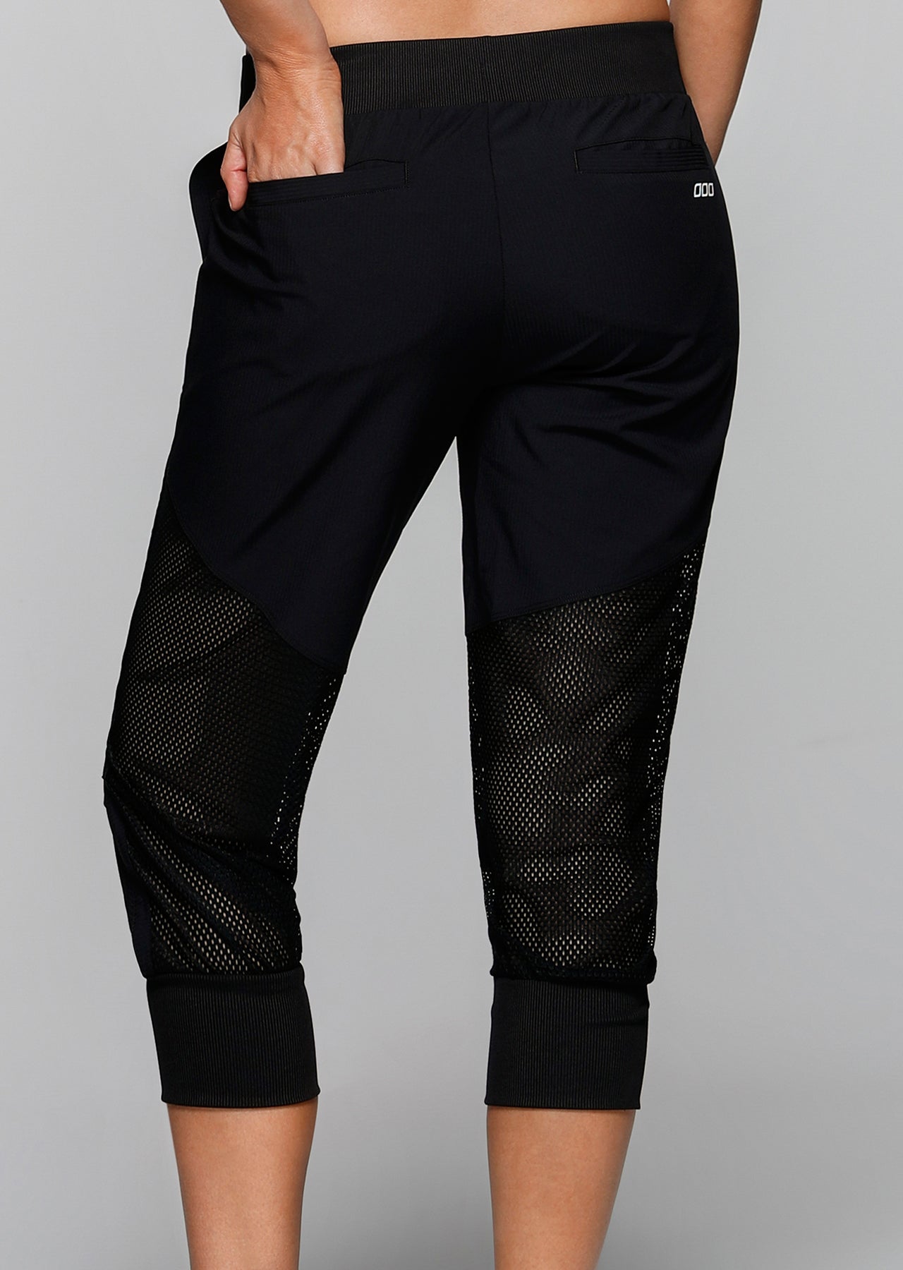 Lorna Jane Barre Active 3/4 Pant - Black