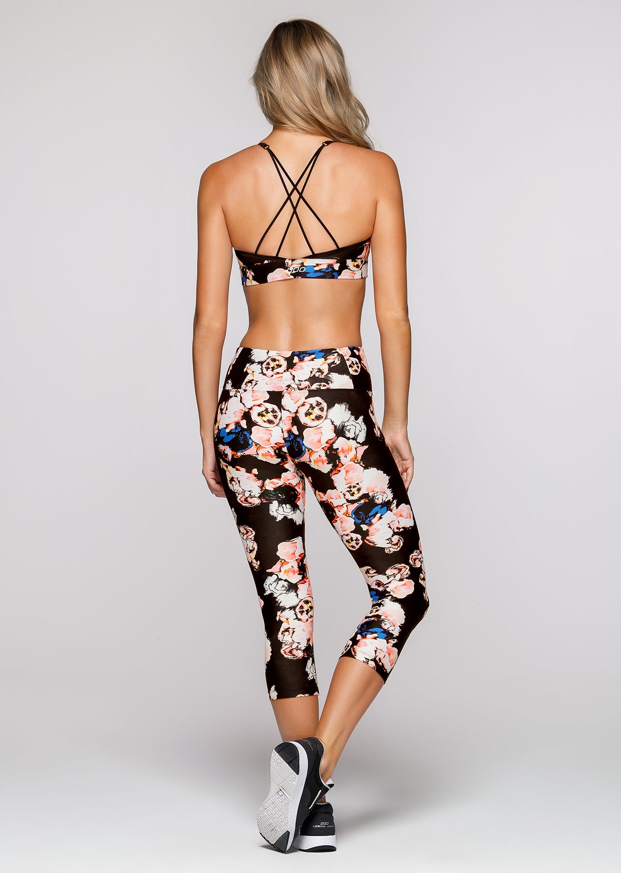 Lorna Jane Blossom Sports Bra - Gothic Blossom Print