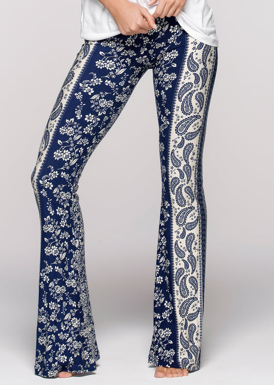 Lorna Jane Karma Flared Pants - Ink/Nude