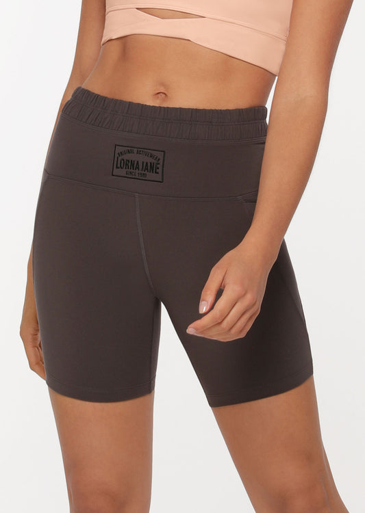 Lorna Jane Stretch Out Bike Shorts - Graphite