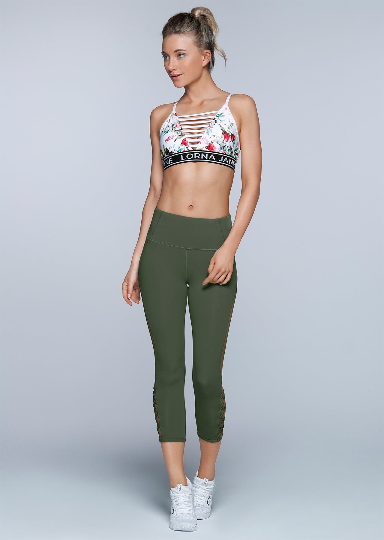 Lorna Jane Wanderlust Sports Bra - Wanderlust Print