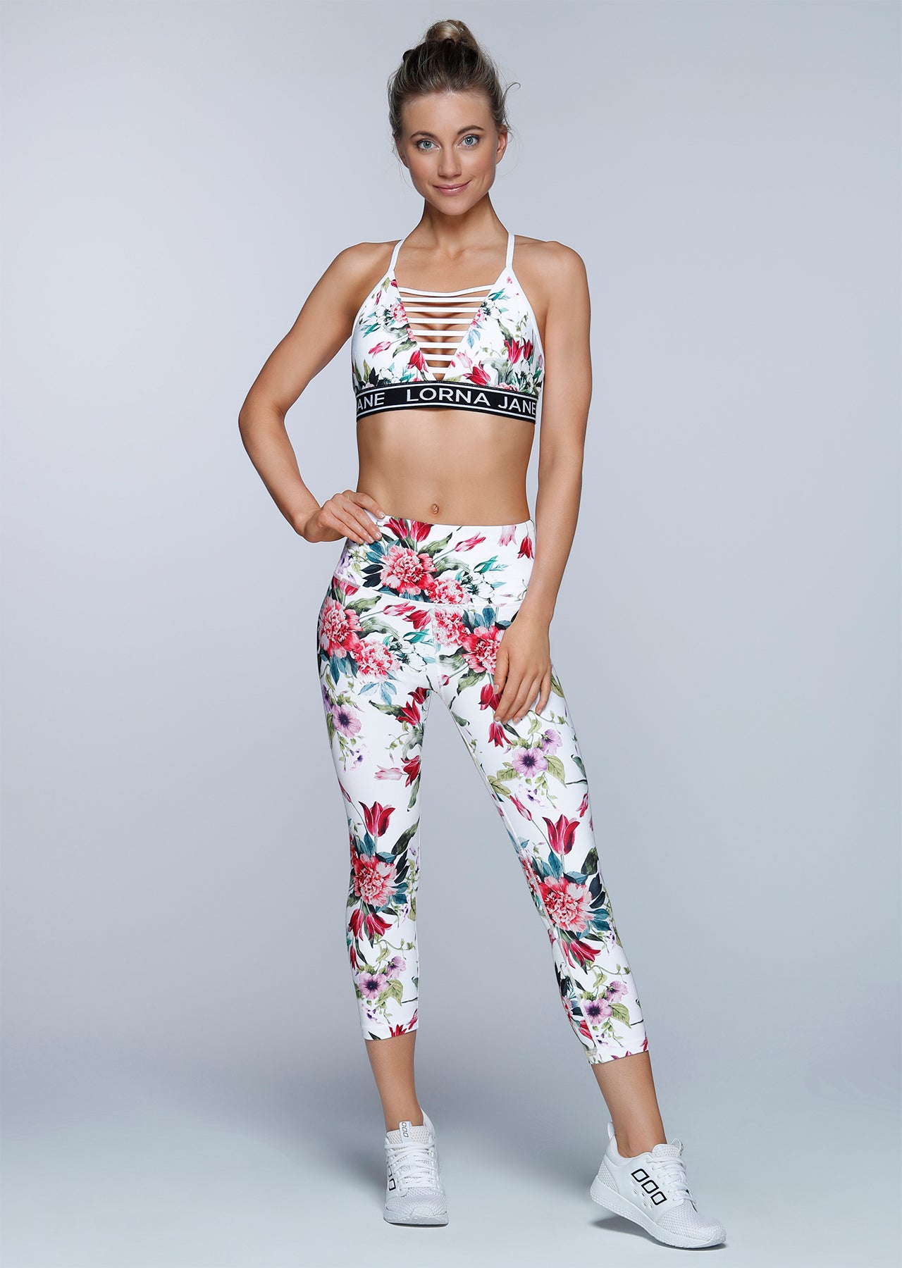 Lorna Jane Wanderlust Sports Bra - Wanderlust Print