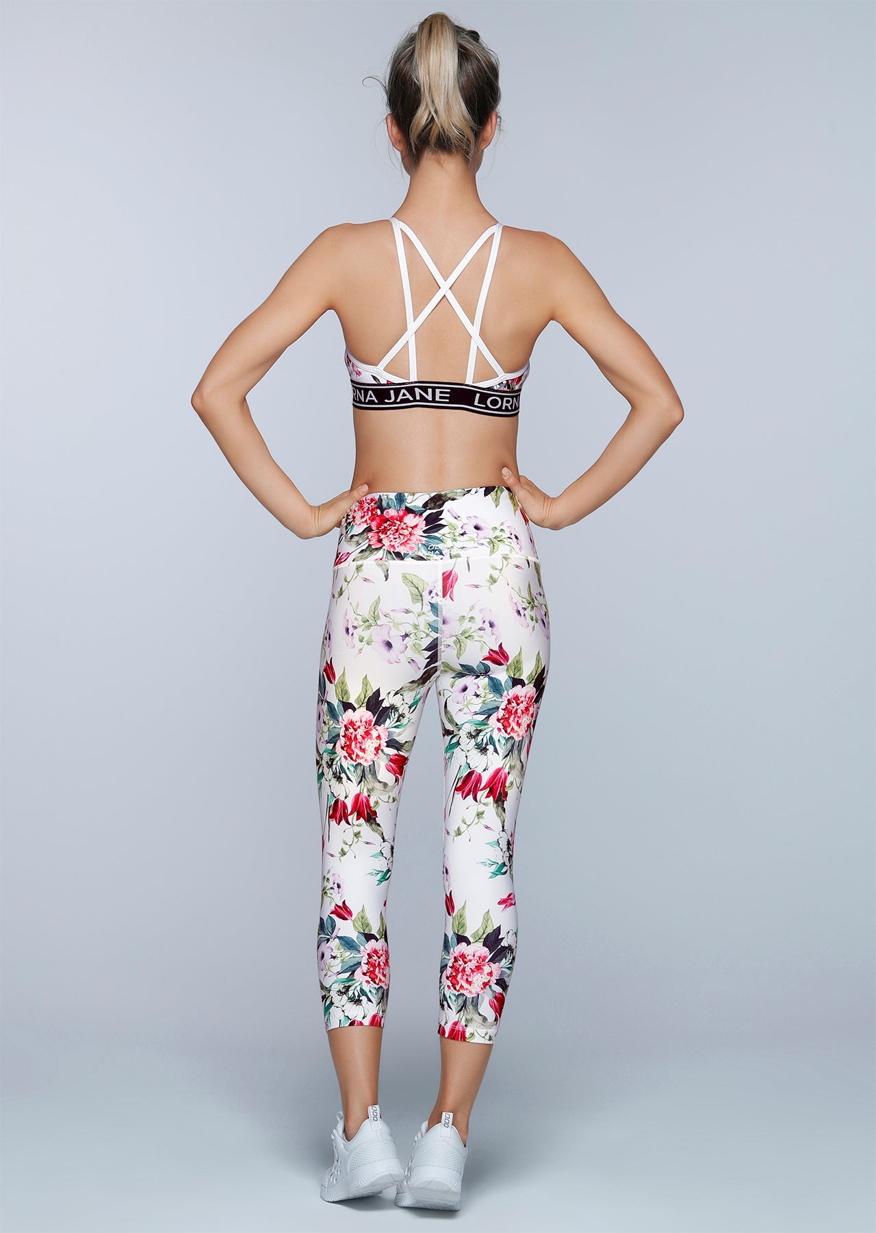 Lorna Jane Wanderlust Sports Bra - Wanderlust Print