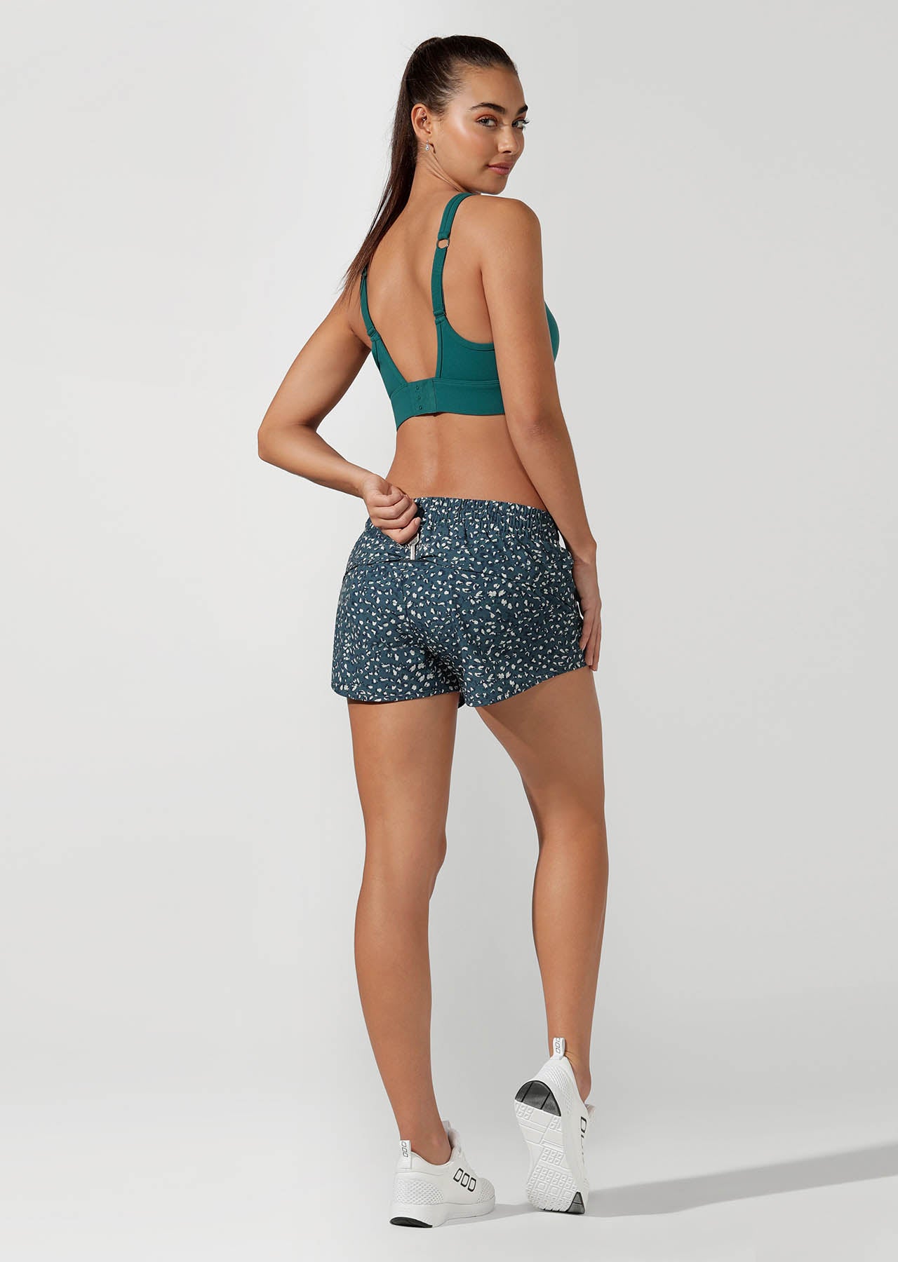 Lorna Jane Wild Run Short - Wild Print