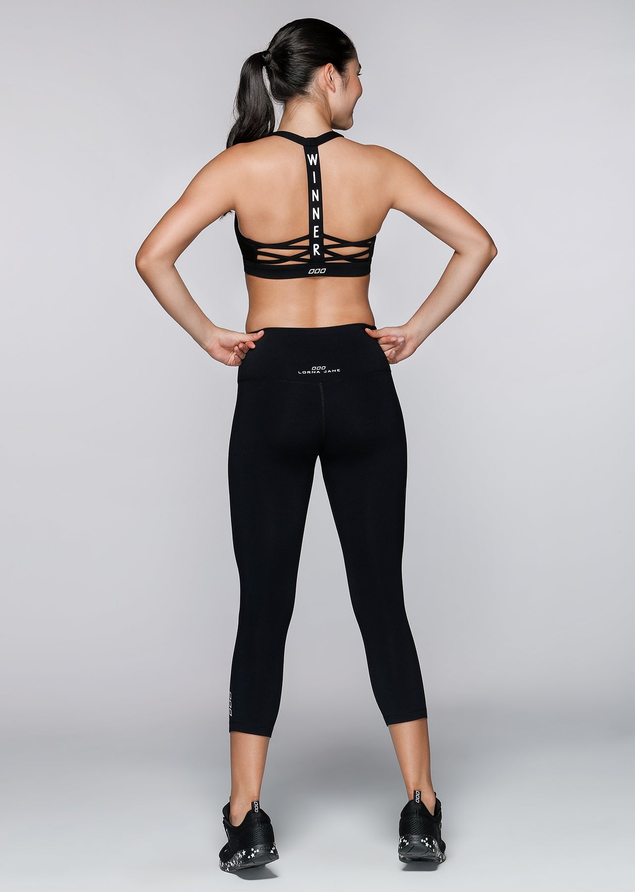 Lorna Jane Winner Sports Bra - Black