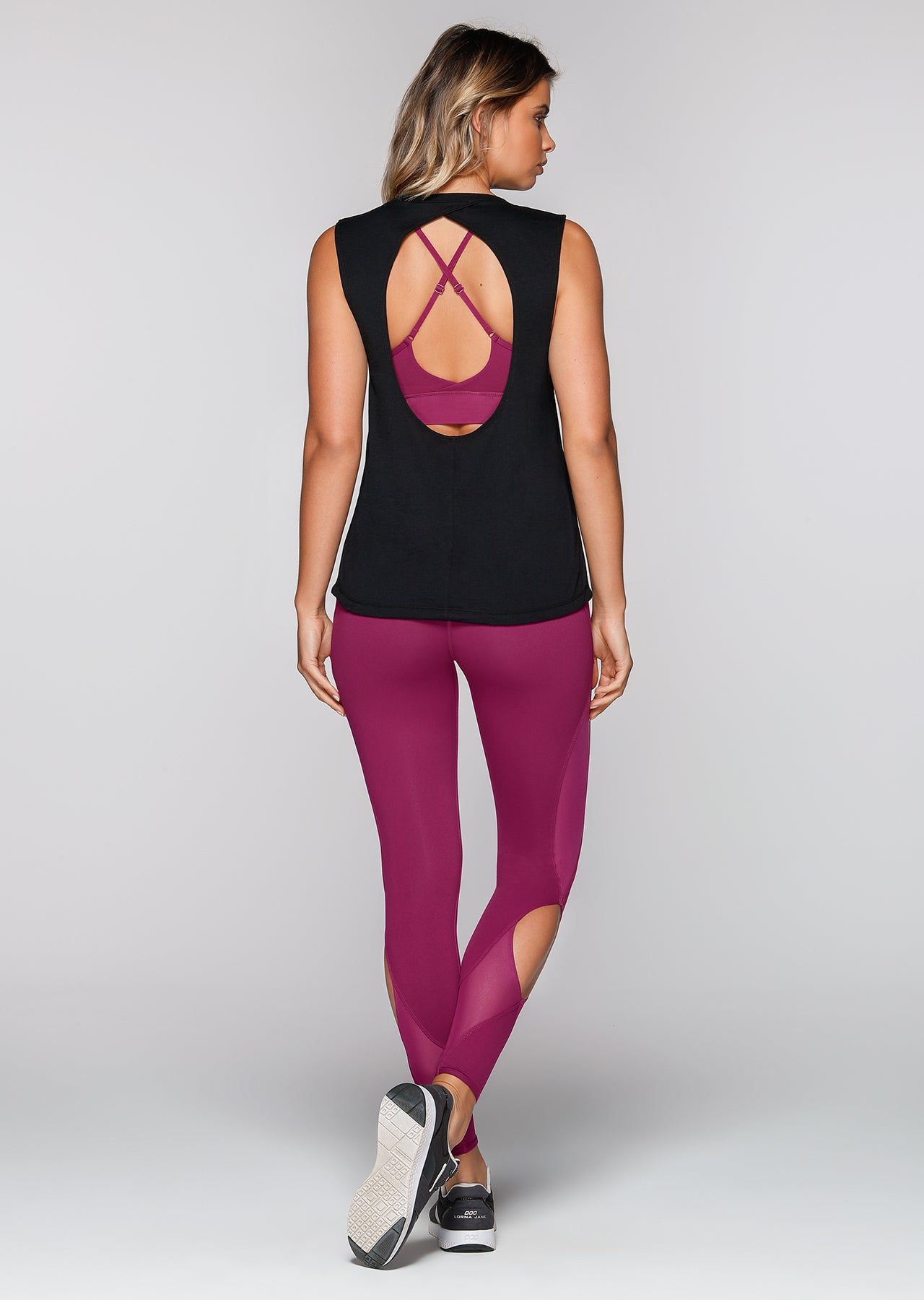 Lorna Jane Yoga Time Tank - Black