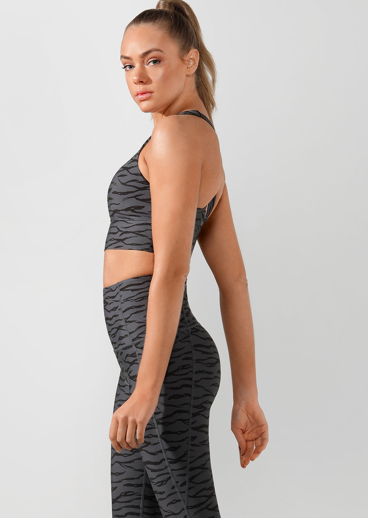 Lorna Jane Zebra Long Line Sports Bra - Titanium/Zebra Print